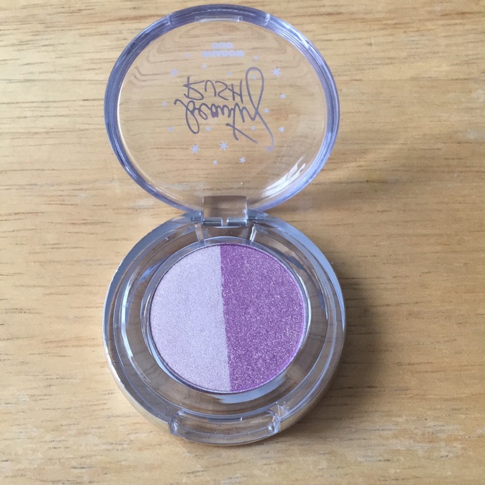 NEVER USED Victoria’s Secret Eyeshadow Duo